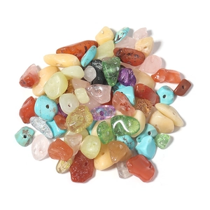 Mix di pietre naturali irregolari con fori per la creazione di gioielli fai-da-te fatti a mano