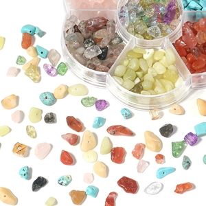 Kit creazione gioielli fai-da-te con pietre naturali colorate in scatola a petali