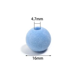Detalle de cuenta flocada azul claro de 16mm con agujero de 4,7mm para joyería DIY