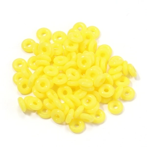 Nahaufnahme gelber 6/7mm Silikon-Abstandshalter für DIY-Schmuckherstellung