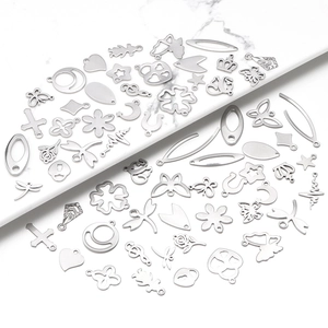 Anhänger aus poliertem Edelstahl in verschiedenen Formen für DIY-Schmuck und Halsketten