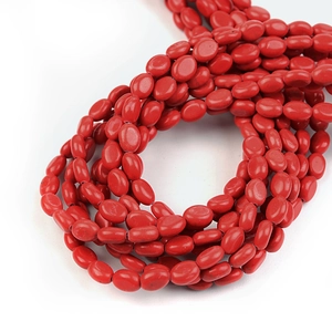 Leuchtend rote ovale Steinperlen für DIY-Schmuckherstellung mit glatter Naturtextur