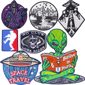 Borduurwerk Alien UFO Patch Strijkapplicatie Decoratieve Badge Voor Kleding Rugzak Jeans Retro Sci-Fi Ruimte Thema DIY Accessoire
