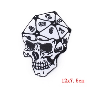 Écusson brodé punk tête de mort et dés pour décoration vêtements, 12x7,5cm