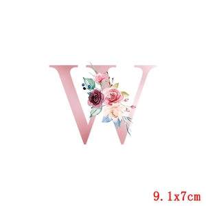 Patch thermocollant lettre W fleurie avec roses roses et violettes de 9.1x7cm