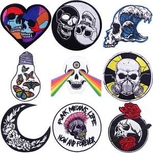 Écussons Brodés Punk Crâne Gothique Rose Papillon Thermocollant DIY Artisanat Badges Pour Vêtements Jeans Veste T-Shirt Décoration