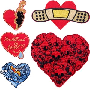 Écusson Brodé Cœur Gothique À Repasser ou à Coudre Patchs pour Vêtements DIY Punk Crâne Vague Appliqué Décoratif pour Sac à Dos Veste