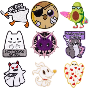Écussons Brodés de Fantôme de Dessin Animé Animaux Drôles Chat Oie Écussons Thermocollants pour Vêtements DIY T-Shirt Veste