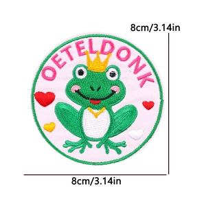 Detailed 8cm Oeteldonk frog embroidery patch with a crown and dimensions for DIY projects