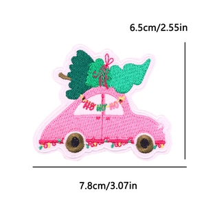 Parche bordado de coche rosa con árbol de Navidad y texto HO HO HO, 6,5x7,8cm