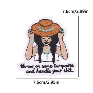 Detailansicht Western-Patch mit Stickerei und Türkisschmuck sowie Größenangaben