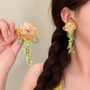 Orecchini Pendenti con Nappa a Fiore di Stoffa Giallo per Donna Stile Vacanza al Mare Orecchini con Perline Fatti a Mano