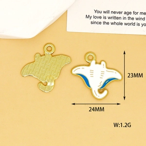 Detailed view of manta ray enamel charm showing 24x23mm dimensions and 1.2g weight