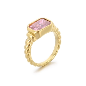 Luxurious gold twisted band ring featuring a rectangular pink glass stone for women