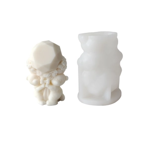 DIY rose bear silicone mold for making handmade teddy bear candles holding a large diamond