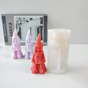 DIY Christmas elf silicone mold for scented candles and handmade plaster crafts