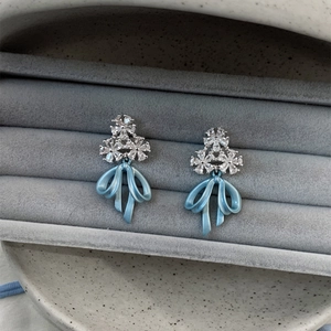 Exquisite ice blue ribbon bow earrings featuring shimmering rhinestone flower designs
