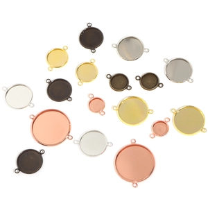 DIY circular metal jewelry trays in five metallic colors with double hanging loops