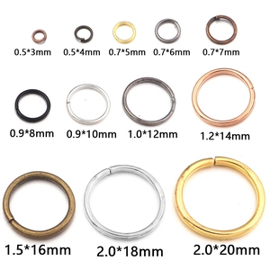 Metall-Biegeringe in verschiedenen Größen für DIY-Schmuck in mehreren Farben