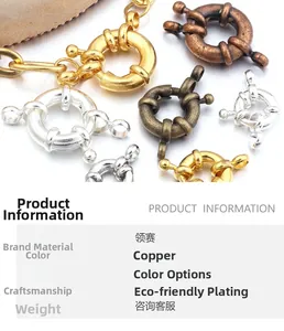 Gros plan de fermoirs bouée en laiton pour bijoux DIY avec différentes finitions métalliques