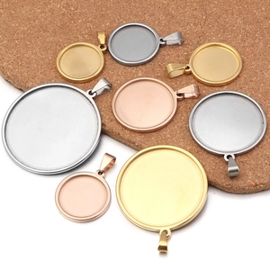 Polished stainless steel round pendant trays in gold and silver for DIY jewelry making