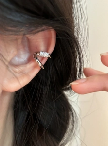 Detailed view of elegant silver double-layer ear cuff with paved zircon for non-pierced ears