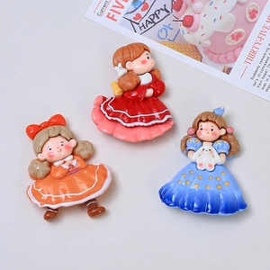 Tre simpatiche figurine di principesse in resina per accessori fai-da-te e calamite