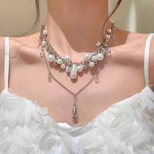 Elegante Collana Multistrato Francese di Perle Artificiali per Donna Colore Argento Ciondolo a Goccia Collana a Strati per Gioielli da Festa di Matrimonio e Banchetto