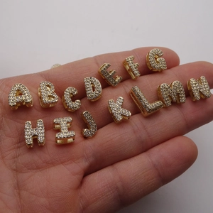 Cuentas doradas de 26 letras inglesas con circonita para crear joyas DIY