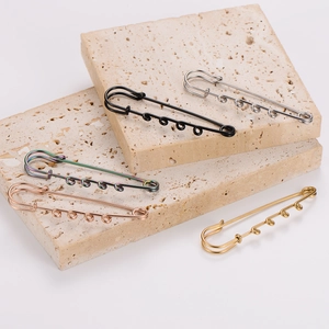 304 Stainless Steel Four-Hole Safety Pin DIY Jewelry Finding 18K Gold Plated Brooch For Waist Tightening Anti-Exposure Pin