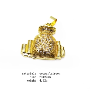 Détail du pendentif sac d'argent hip hop avec oxydes de zirconium et signe dollar