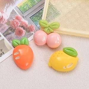 Niedliche Cartoon Harz Obst Charms für DIY Bastelarbeiten mit Kirsche, Karotte und Zitrone
