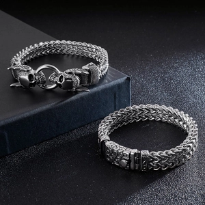 Bracelet crâne punk pour hommes avec chaîne en os de dragon en acier titane argenté