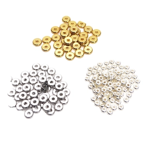 Cuentas espaciadoras de latón pulido en oro y plata, formas de rondelle planas para joyas DIY