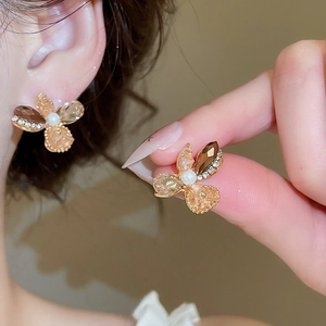 Elegant crystal flower earrings with pearls, 14k gold plated French luxury style earrings