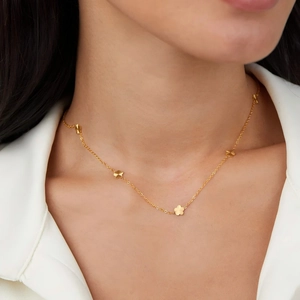 Floral Pendant Necklace 18K Gold Plated Stainless Steel Waterproof Hypoallergenic Minimalist Elegant Jewelry For Women