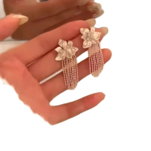 Elegant flower tassel earrings with silver needles and delicate dangling bead chains