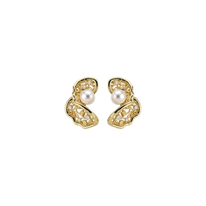Eleganti orecchini a perno in oro 18K con perle e zirconi dal design traforato.