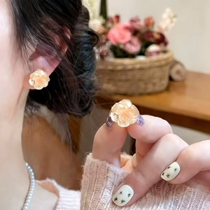Elegant Camellia Resin Flower Stud Earrings With 925 Sterling Silver Earring Post For Women Fashion Floral Jewelry Accessory