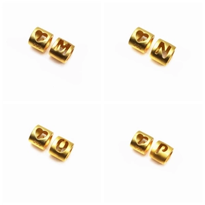 Détails de breloques lettres en or sablé 999 et perles en cœur pour bracelets DIY