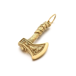 Nordic vintage Viking battle axe pendant made of durable gold titanium steel for men's jewelry