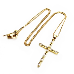 Goldene Kreuz-Halskette mit Zirkonia im Marquise-Schliff und verstellbarer Ankerkette