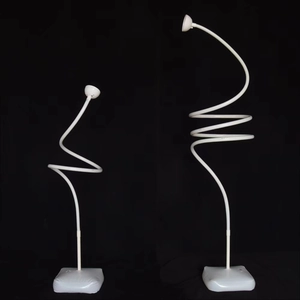 Modern white spiral bendable balloon arch stand for festive party and wedding decoration