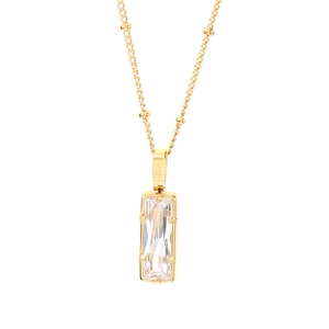 Élégant collier en acier inoxydable doré avec un pendentif rectangulaire en cristal clair