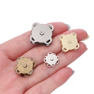 Plum blossom magnetic buttons in four colors for DIY sewing coats and bags