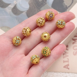 Holle vergulde bloemkralen met kleurrijke emaille details voor DIY sieraden maken
