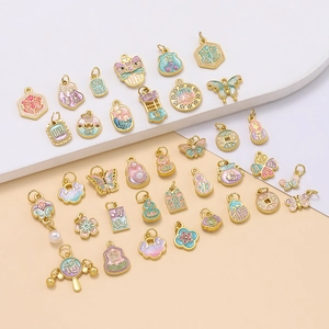 Pendentifs DIY dorés à l'ancienne avec émail coloré aux motifs traditionnels chinois