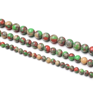Makroaufnahme von 6mm, 8mm, 10mm bunten Natursteinperlen für DIY-Schmuckherstellung