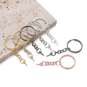 DIY Metall Schlüsselanhänger Sets mit Ketten und Schraubösen in sechs Farben