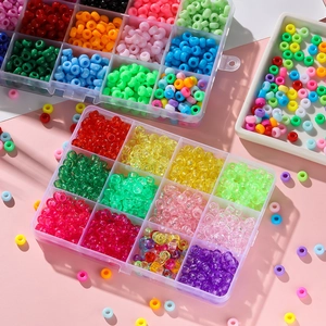 Kit de perles acryliques 4x7mm colorées et transparentes avec boîte de rangement DIY